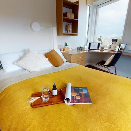 Private Bedrooms With Shared Kitchen And Studios At Iq Tufnell House In Londres Extérieur photo