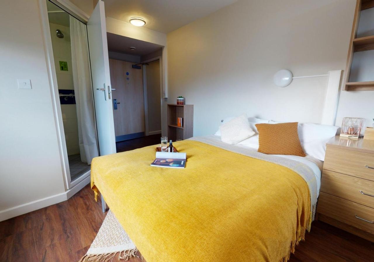 Private Bedrooms With Shared Kitchen And Studios At Iq Tufnell House In Londres Extérieur photo